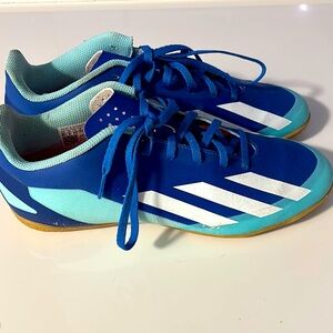 Like New - Adidas Blue Indoor Soccer Shoes
